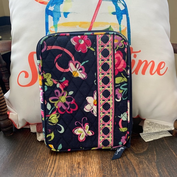 Vera Bradley Tablet Case - Picture 2 of 5